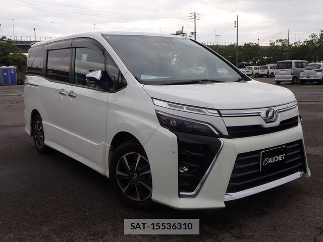 Toyota VOXY 2018-02 7061297-0