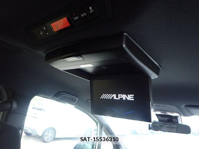 Toyota VOXY 2018-02 7061297-23