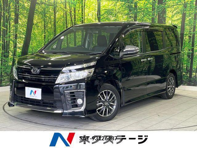 Toyota VOXY 2015-11 7061319-0
