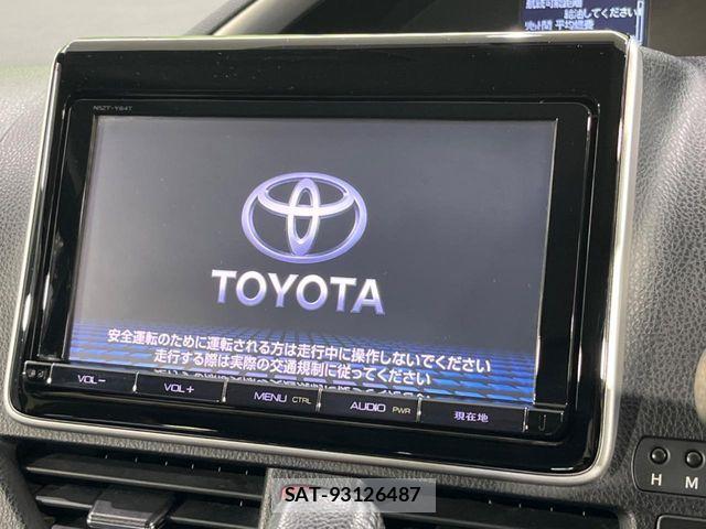 Toyota VOXY 2015-11 7061319-2