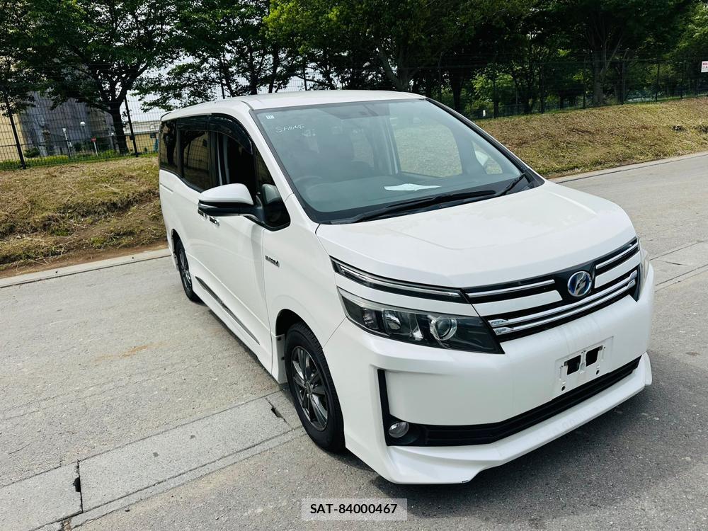 Toyota VOXY 2014 6937239-6