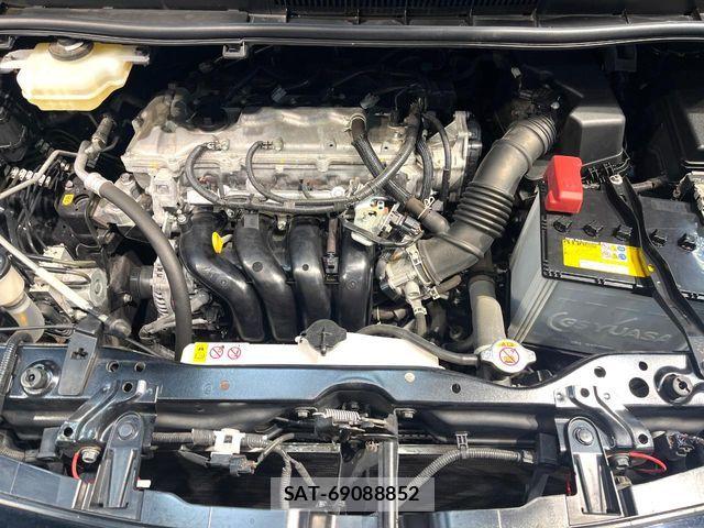 Toyota VOXY 2021-05 7061305-18