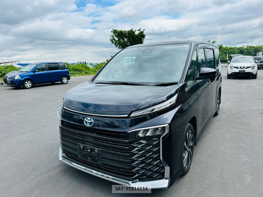 Toyota VOXY 2022 6960172-0
