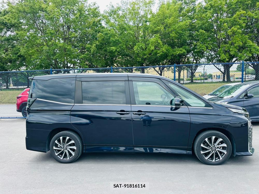 Toyota VOXY 2022 6960172-5