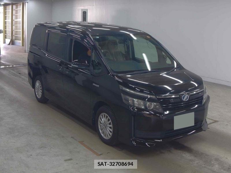 Toyota VOXY 2014 7175282-0