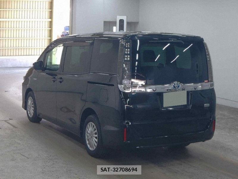 Toyota VOXY 2014 7175282-2