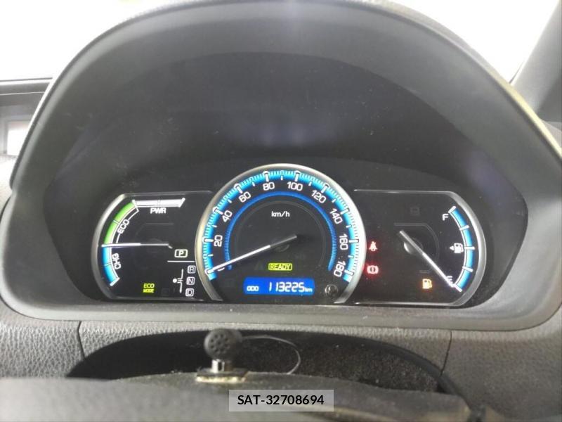 Toyota VOXY 2014 7175282-5