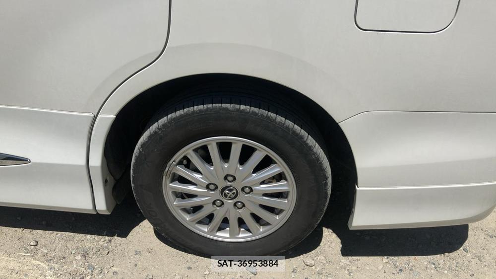Toyota VOXY 2014 6493954-24