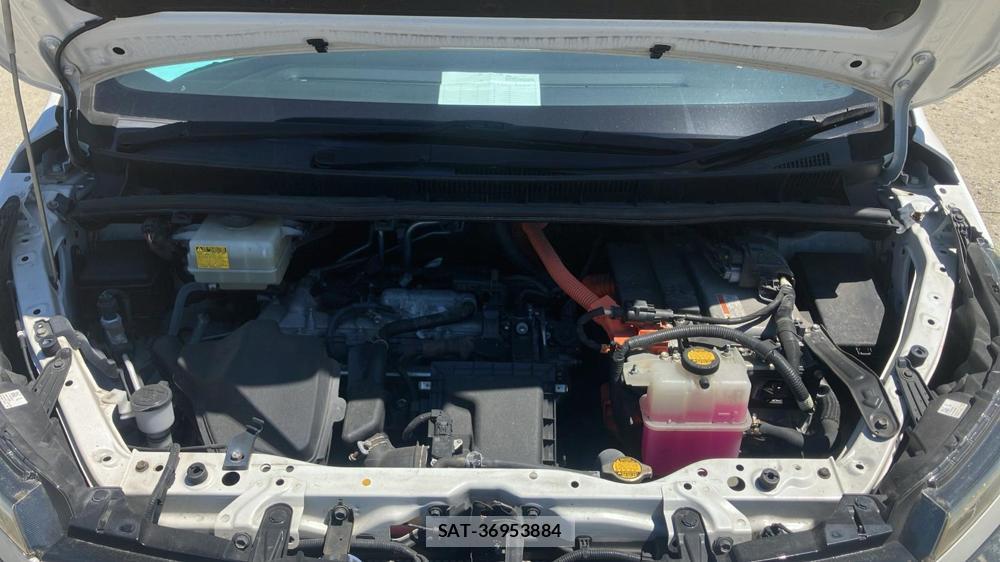 Toyota VOXY 2014 6493954-32