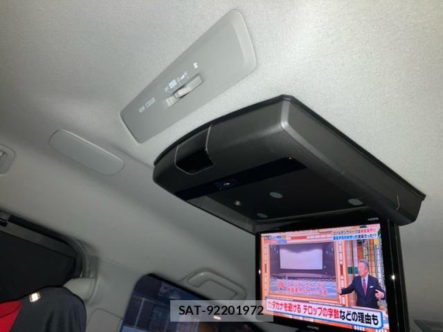 Toyota VOXY 2015-10 7226889-25