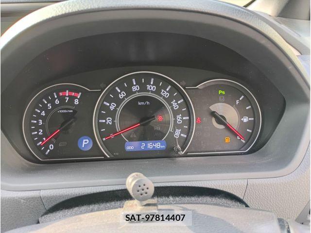 Toyota VOXY 2021-11 7226962-25