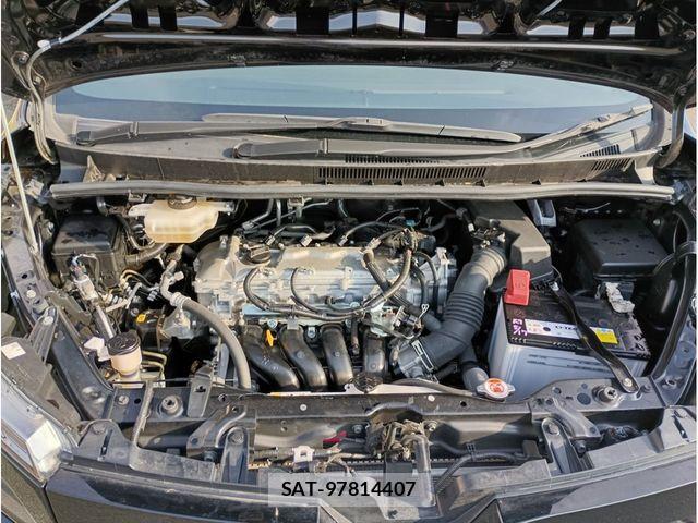 Toyota VOXY 2021-11 7226962-29