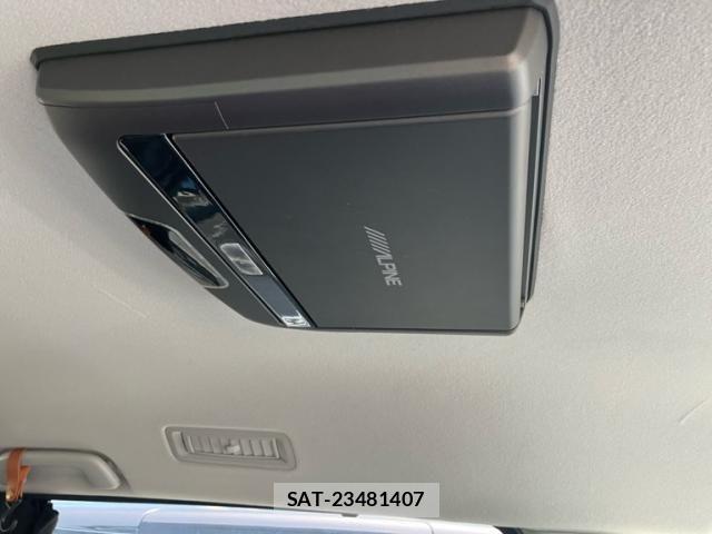 Toyota VOXY 2013-07 7226868-20