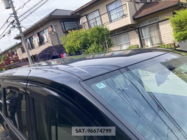 Toyota VOXY 2014-10 7226876-3