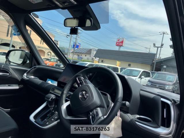 Toyota VOXY 2026-01 7226997-15