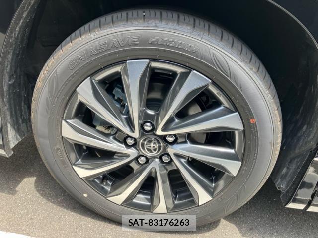 Toyota VOXY 2026-01 7226997-7