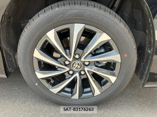 Toyota VOXY 2026-01 7226997-8