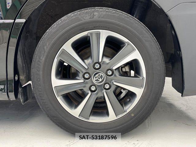 Toyota VOXY 2018-12 7226930-12