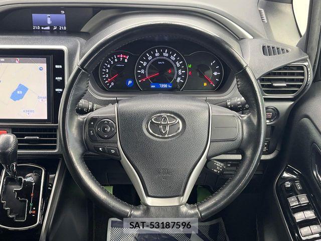 Toyota VOXY 2018-12 7226930-13