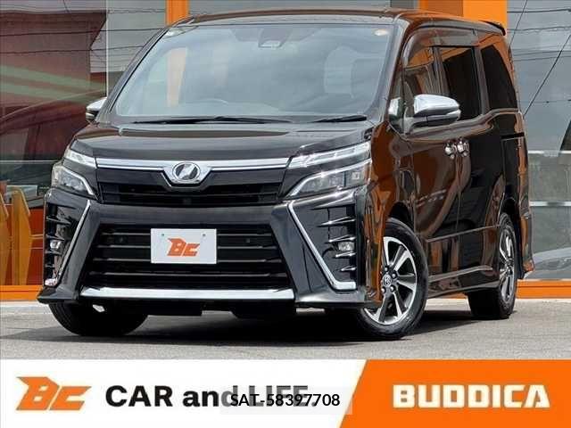 Toyota VOXY 2019-07 7226935-0