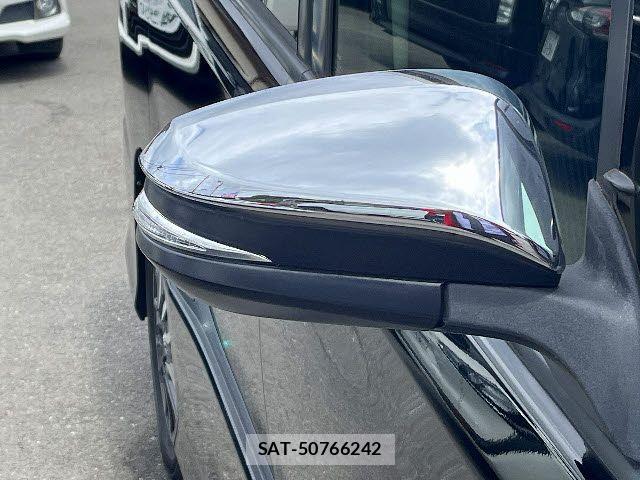 Toyota VOXY 2016-03 7226892-24