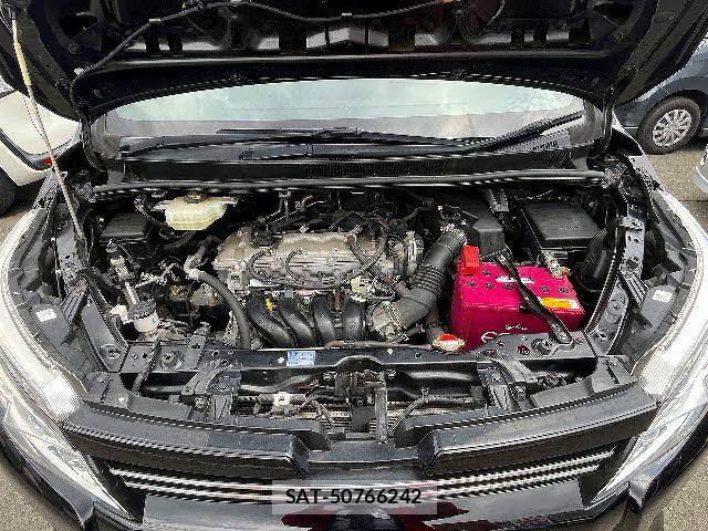 Toyota VOXY 2016-03 7226892-27