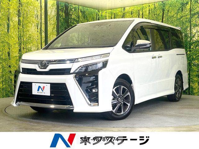 Toyota VOXY 2020-04 7226941-0