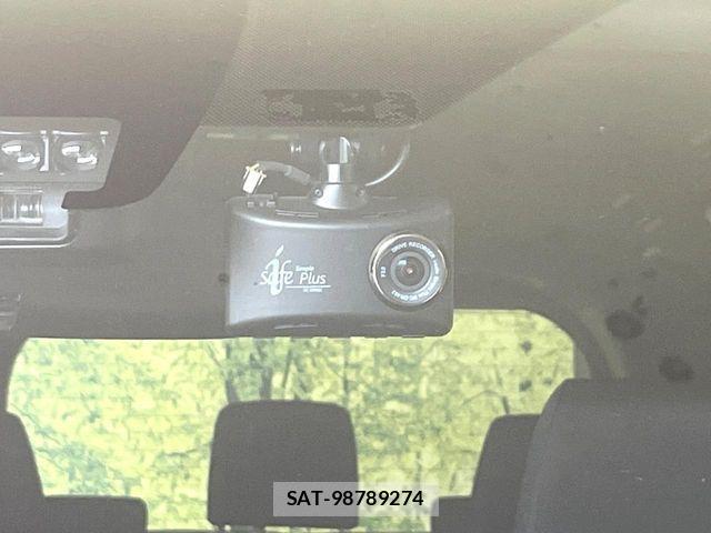 Toyota VOXY 2020-04 7226941-5