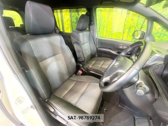 Toyota VOXY 2020-04 7226941-7