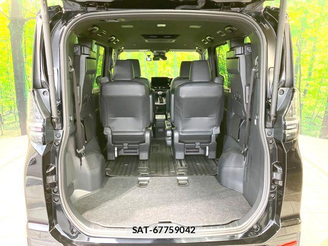 Toyota VOXY 2024-02 7226994-10