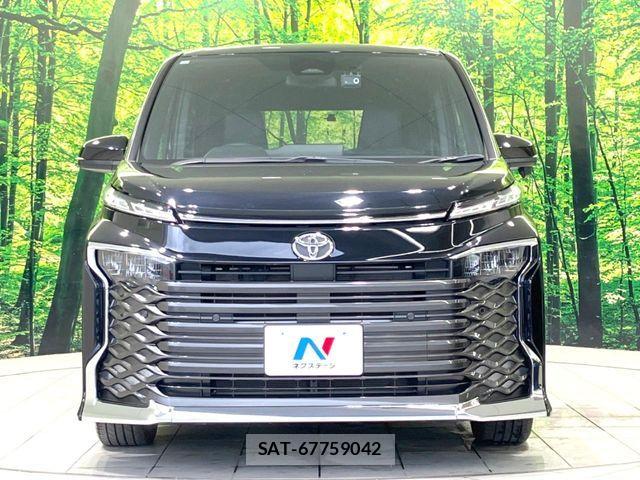 Toyota VOXY 2024-02 7226994-14