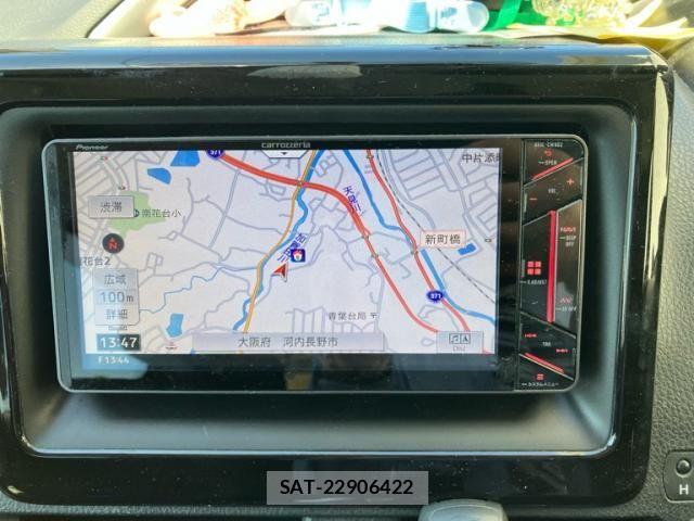 Toyota VOXY 2015-04 7226881-21