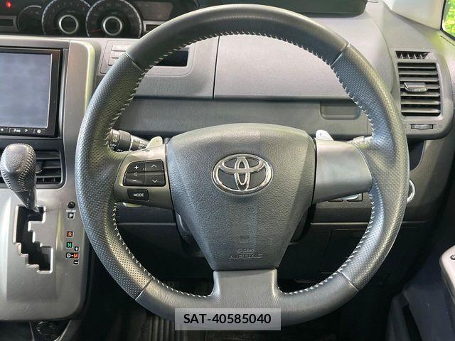Toyota VOXY 2012-01 7226863-11