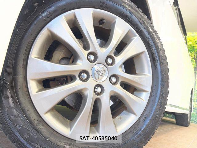 Toyota VOXY 2012-01 7226863-13