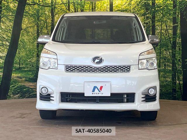 Toyota VOXY 2012-01 7226863-14