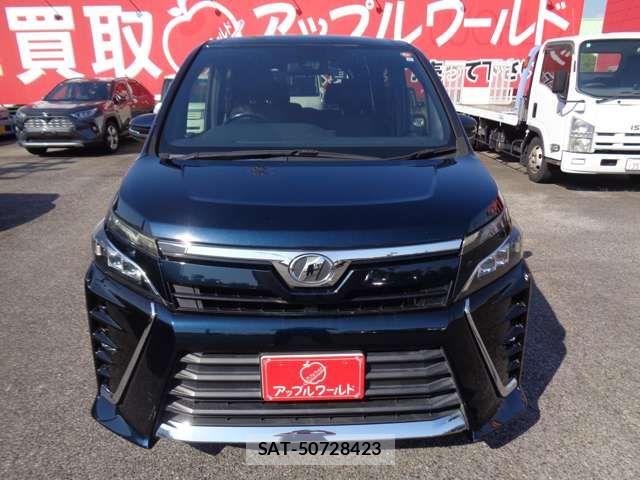 Toyota VOXY 2017-11 7226916-9