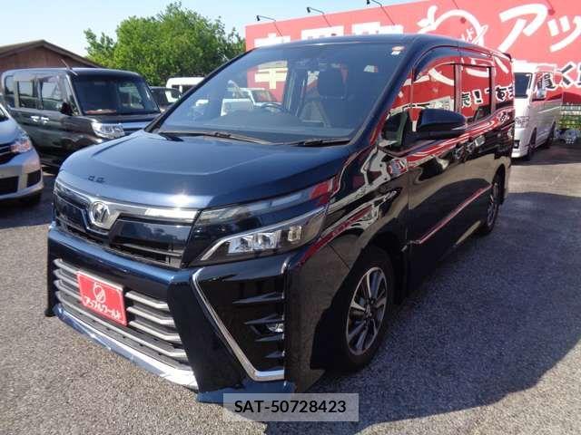 Toyota VOXY 2017-11 7226916-4