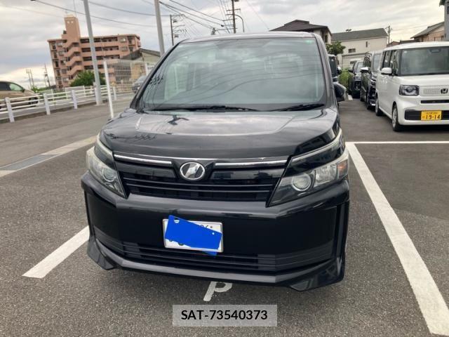 Toyota VOXY 2015-11 7226888-0