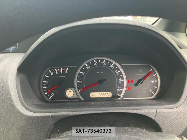 Toyota VOXY 2015-11 7226888-14