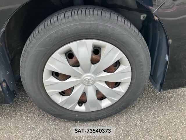 Toyota VOXY 2015-11 7226888-7