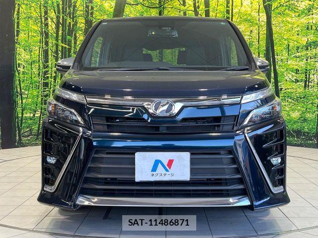 Toyota VOXY 2017-12 7226915-13