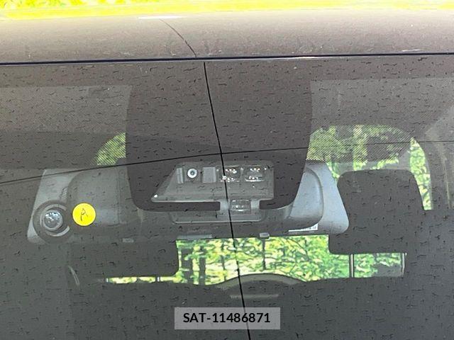 Toyota VOXY 2017-12 7226915-2