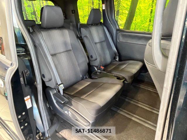 Toyota VOXY 2017-12 7226915-8