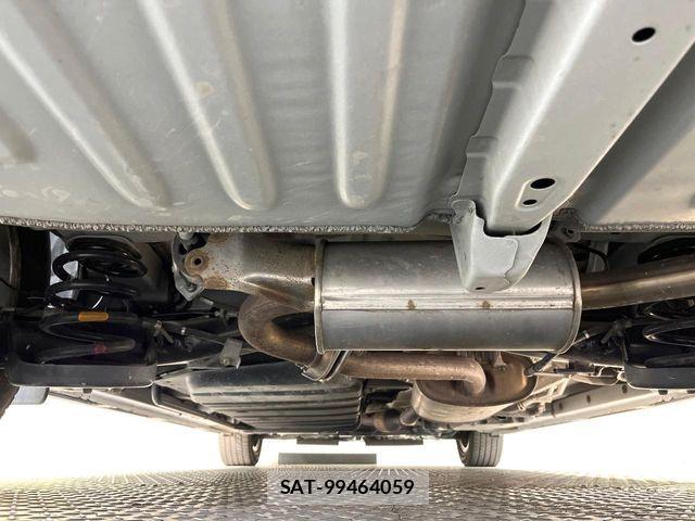 Toyota VOXY 2021-03 7226947-18