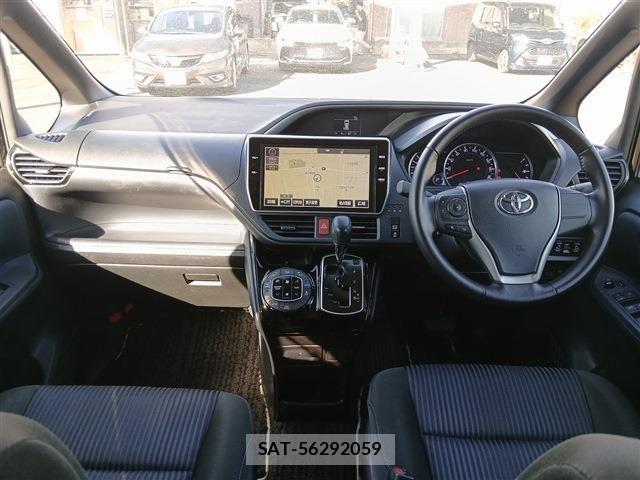 Toyota VOXY 2016-12 7226899-18