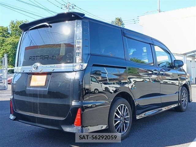 Toyota VOXY 2016-12 7226899-22