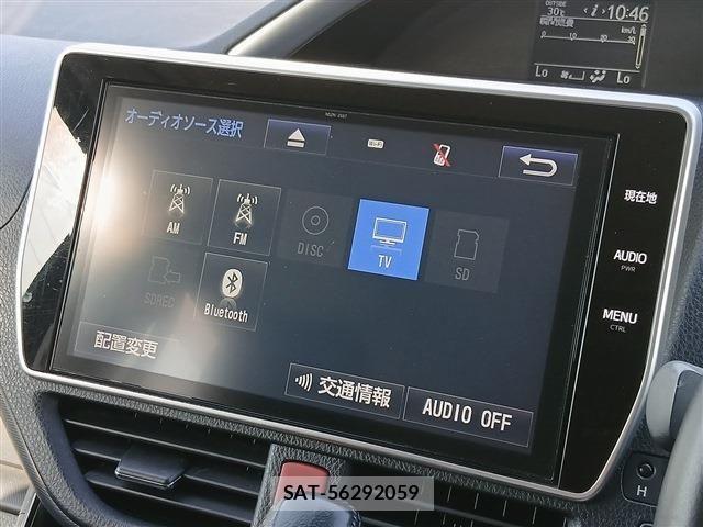 Toyota VOXY 2016-12 7226899-3