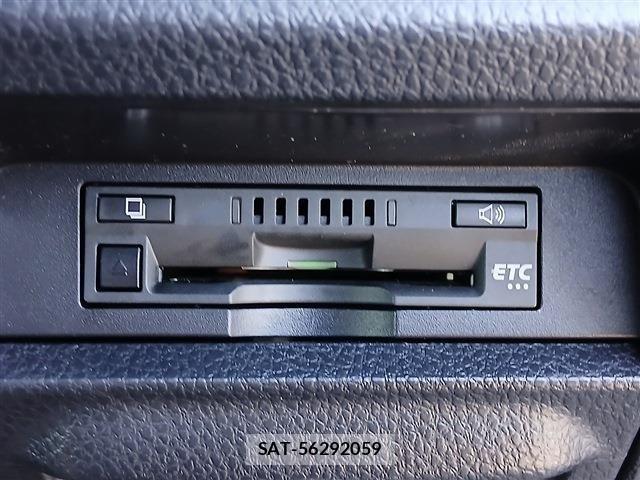 Toyota VOXY 2016-12 7226899-6
