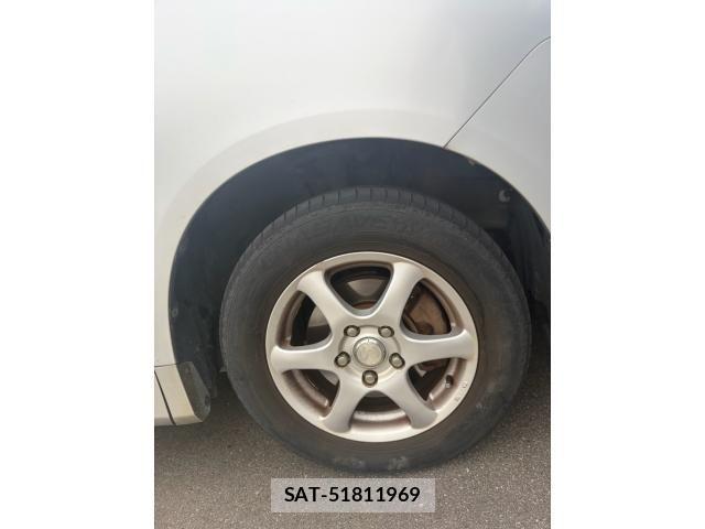 Toyota VOXY 2009-10 7226851-2