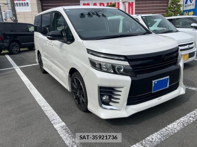 Toyota VOXY 2017-02 7226902-0